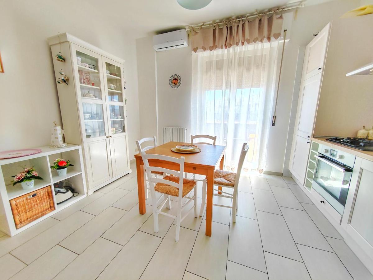 Апартаменти Dimora Sea View Монополі Екстер'єр фото